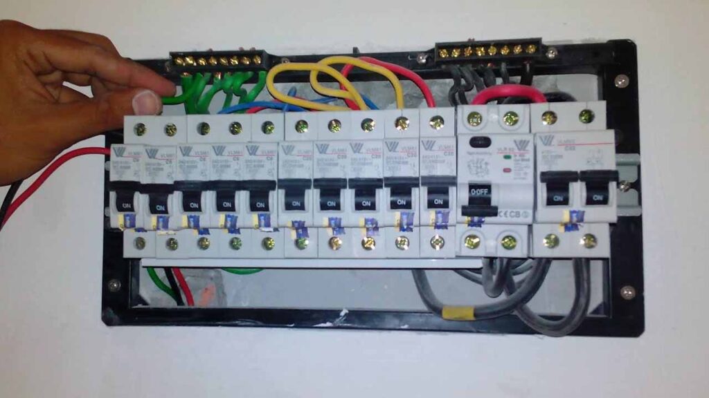 Anggaran Harga Wiring Rumah di Malaysia Terkini 5 penjelasan perbezaan untuk pendawaian fasa tunggal dan tiga fasa