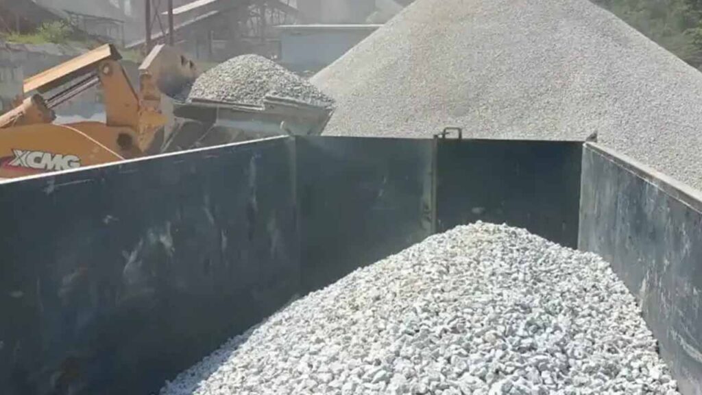 Anggaran Harga Batu Kerikil Satu Lori di Malaysia Terkini 2025 5 anggaran harga batu kerikil yang diperlukan