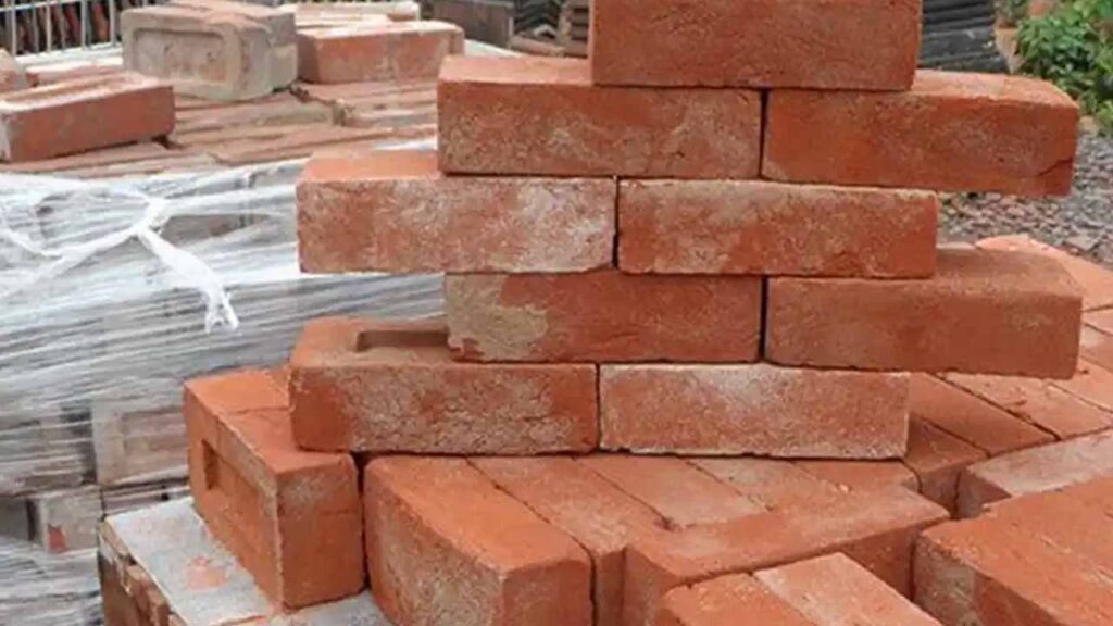 Anggaran Harga Batu Bata 1 Pallet di Malaysia Terkini 2025 4 perkara penting yang mempengaruhi harga batu bata 1 pallet