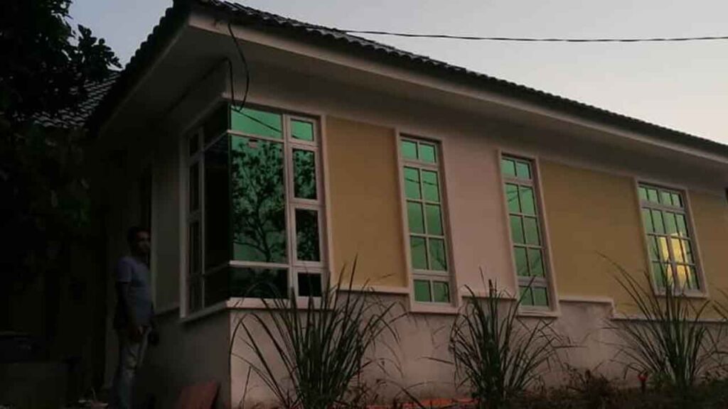 Anggaran Harga Cermin Tingkap Rumah di Malaysia 2 perkara penting yang mempengaruhi harga cermin tingkap rumah