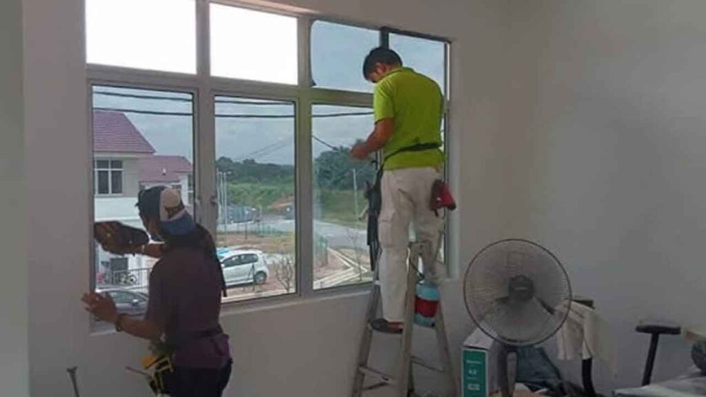 Anggaran Harga Cermin Tingkap Rumah di Malaysia 5 pelbagai jenis cara untuk memilih kontraktor pemasangan yang dipercayai