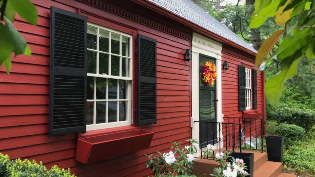 Inspirasi Cat Luar Rumah Warna Maroon yang Elegan dan Terkini 4 idea kreatif desain rumah dengan cat luar warna maroon
