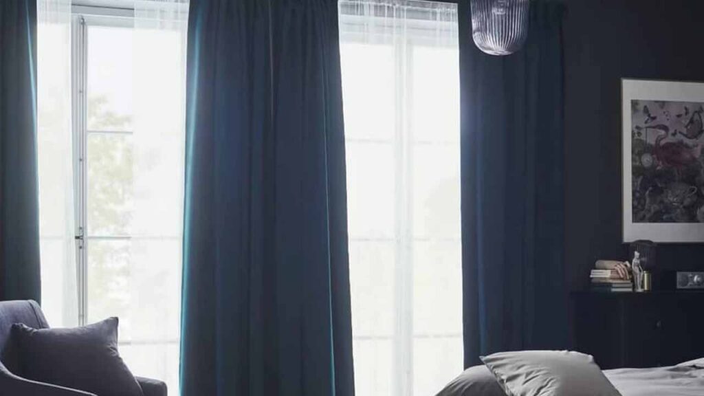 Inspirasi Warna Langsir untuk Dinding Biru: Pilihan Tepat untuk Ruang Lebih Menarik 1 tips memilih sifat warna langsir untuk dinding biru