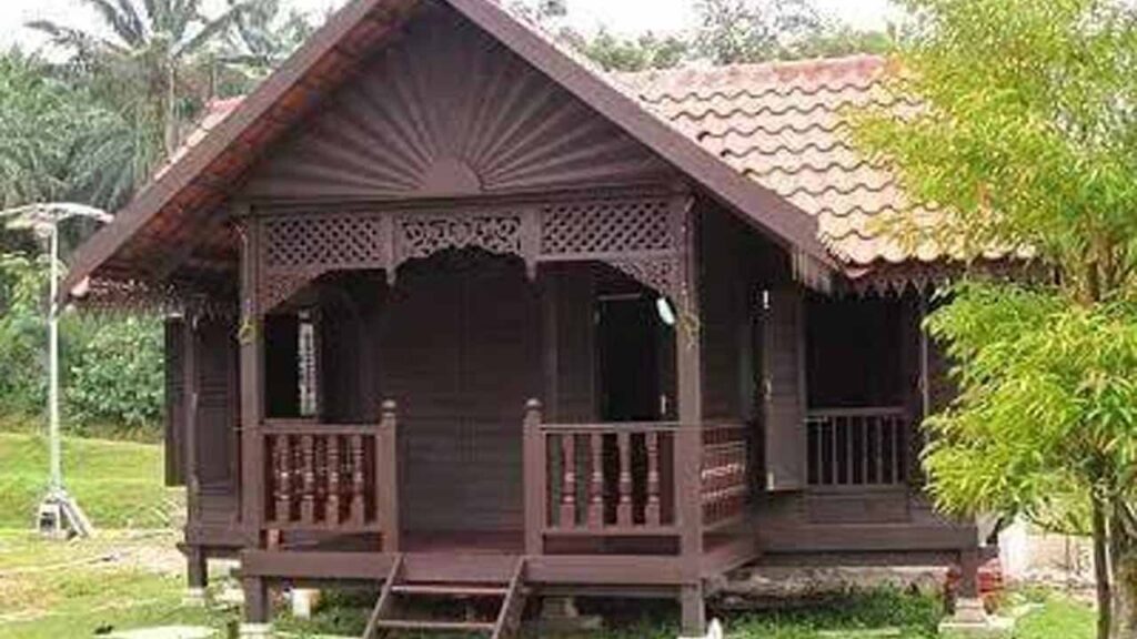 Anjung Rumah Melayu: Fungsi, Jenis, dan Peranannya dalam Budaya Melayu 3 perbezaan anjung dengan elemen serupa dalam budaya lain