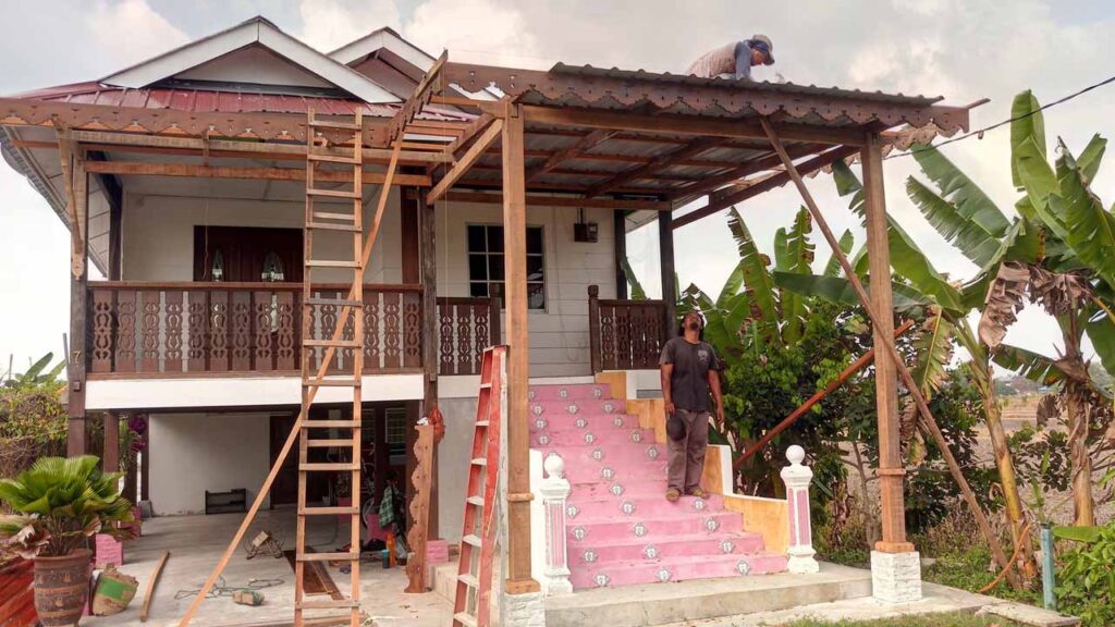 Anjung Rumah Kayu: Fungsi, Warisan dan Inspirasi Reka Bentuk Melayu 3 inspirasi anjung mengikut wilayah di malaysia